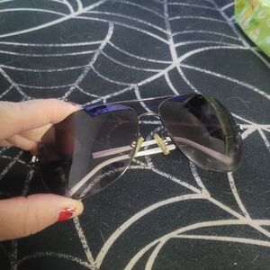Steve Madden Black Aviator Sunglasses